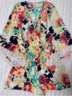 Floral Lace-Trim Wrap Romper in Multicolor